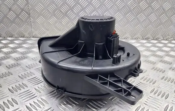 Seat Ibiza III (6L) Front door blower motor 6Q1820015G