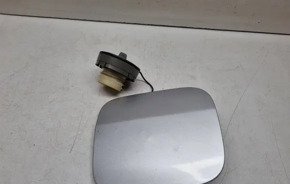 Toyota RAV 4 (XA20) Fuel tank cap
