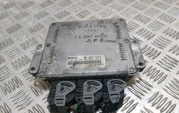 Renault Megane II Engine control unit/module HOM7700106485 0281001997