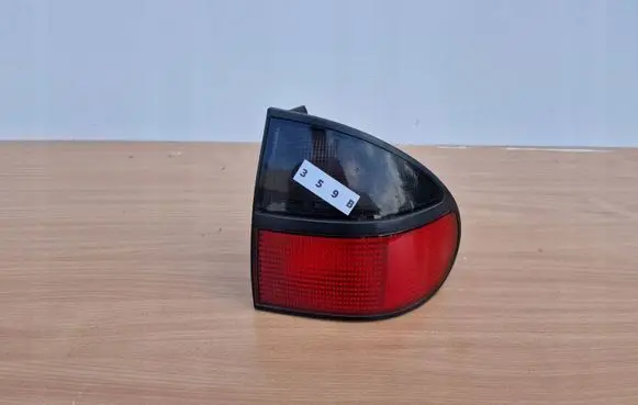 Renault Laguna I Rear/tail lights 7700820051