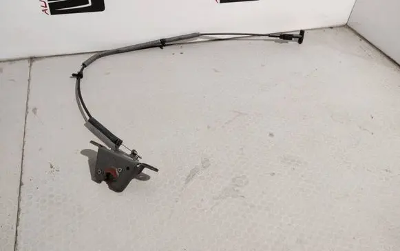Volkswagen Jetta VI Rear seat cable / handle 