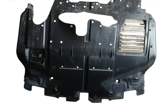 Subaru XV Engine splash shield/under tray 56440ag160