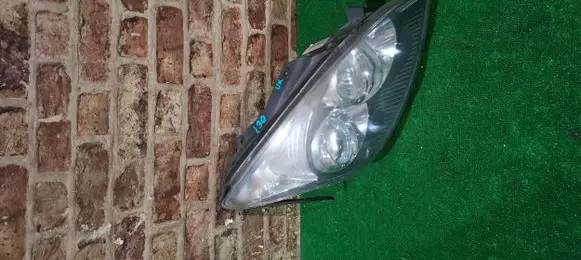 Hyundai i30 Headlight/headlamp