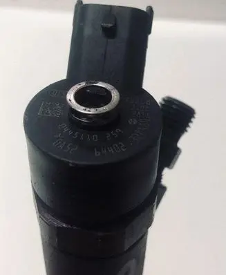 Citroen C4 I Picasso Fuel injector 0445110259