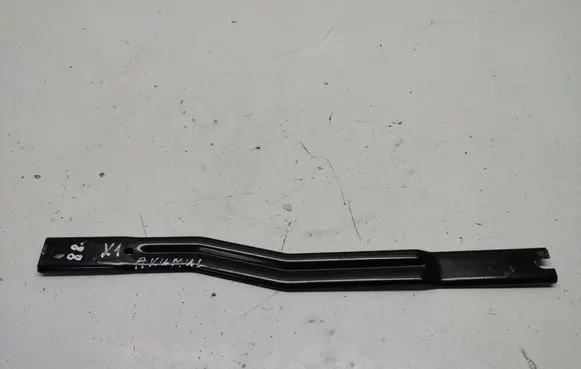 BMW X1 E84 Battery bracket 7584733