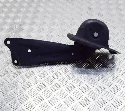Volkswagen Golf VII Rear upper control arm/wishbone 5Q0048EE