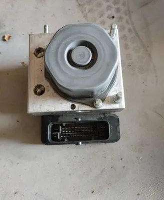 Renault Captur ABS Pump 47660