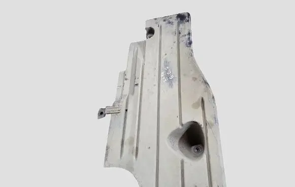 Ford Focus Rear underbody cover/under tray AV61R11778A