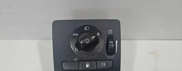 Volvo V50 Light switch 31334633 19206