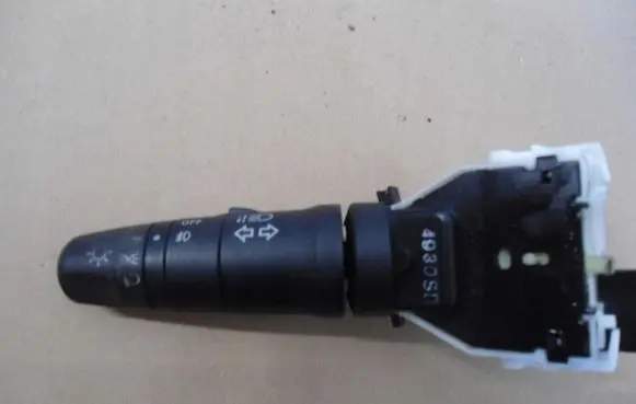 Infiniti Q45 III Indicator stalk