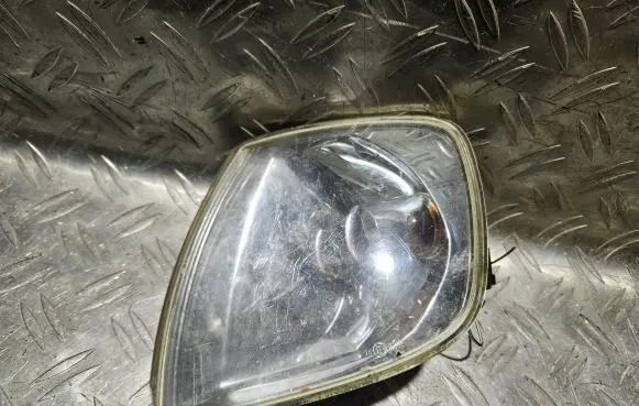 Volkswagen Polo III 6N 6N2 6NF Front indicator light 963999
