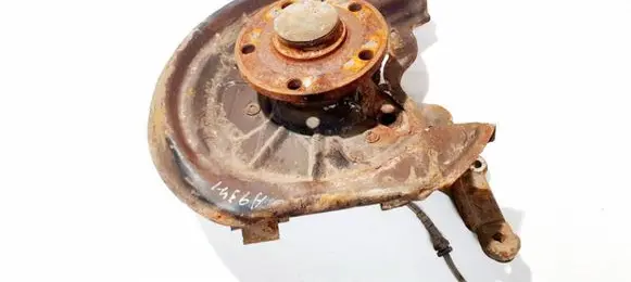 Volkswagen Golf VI Rear wheel hub