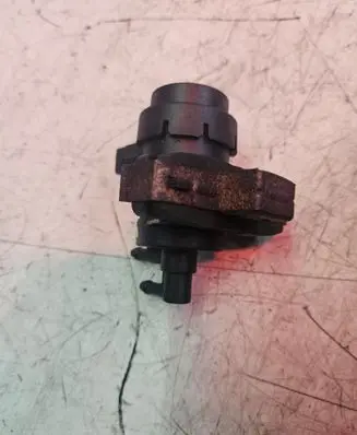 Renault Trafic II (X83) Turbo solenoid valve 7700113071