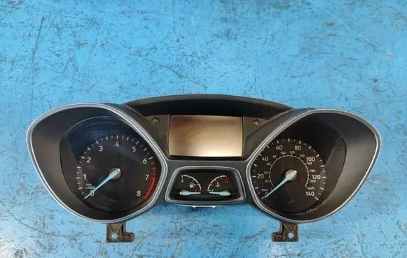 Ford Escape III Dashboard GJ5Z10849TG
