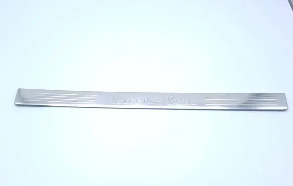 Mercedes-Benz E W212 Side skirt front trim A2126860936