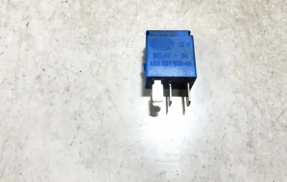 Nissan Almera Tino Other relay 252309f920 4ra00781303