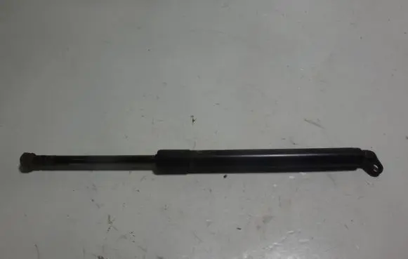 BMW 5 E39 Tailgate/trunk strut/damper 8222913