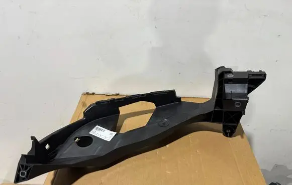 Audi Q4 e-tron Headlight/headlamp mounting bracket 89A805325B