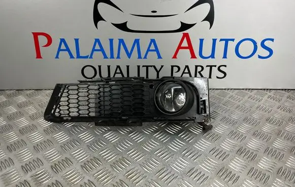 BMW 3 E90 E91 Front fog light trim/grill 51117906497