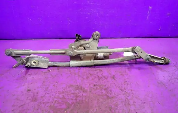 Volvo S60 Front wiper linkage and motor 