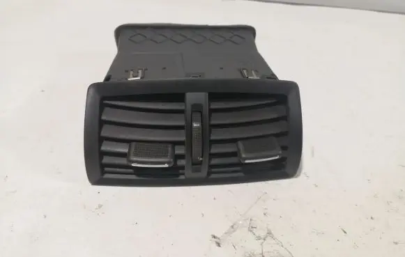 Opel Insignia A Rear air vent grill 13274338