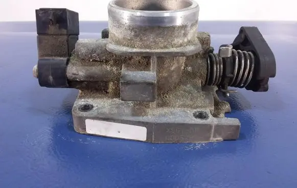 Ford Fiesta Throttle body valve XS61-BB