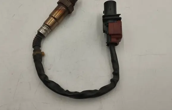 Volkswagen PASSAT B8 Exhaust gas temperature sensor 03N919529F 234015000205