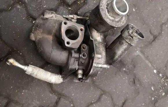Audi TT Mk1 Turbo 06A145704T
