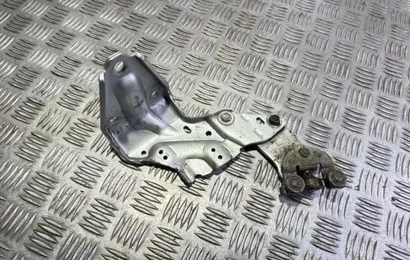 Toyota Previa (XR30, XR40) II Sliding door lower roller guide/hinge 