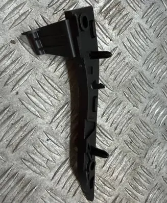 Peugeot 2008 I Front bumper mounting bracket 9678059180