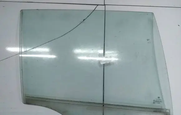 BMW 3 E90 E91 Rear door window glass AS2