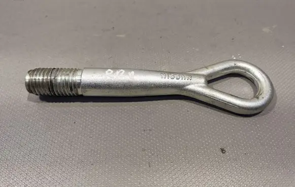 Nissan Qashqai Towing hook eye 