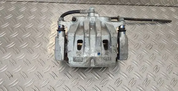 Toyota RAV 4 (XA40) Front brake caliper