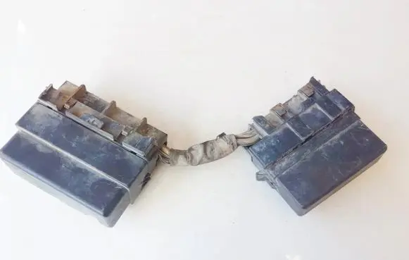 Nissan Almera Fuse box set
