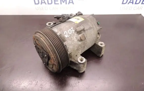 Nissan Almera N16 Air conditioning (A/C) compressor (pump) D207