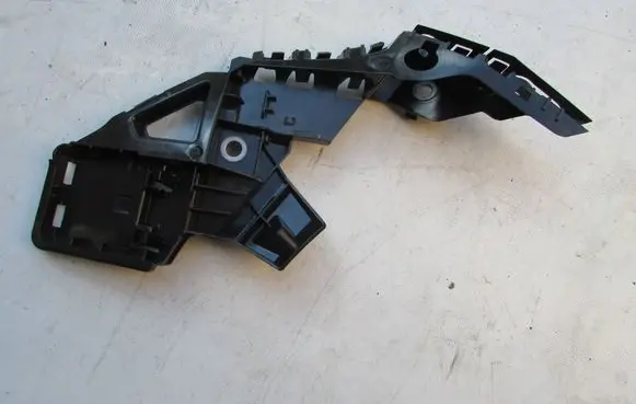 Volkswagen Golf VIII Fender mounting bracket 5H0807049F
