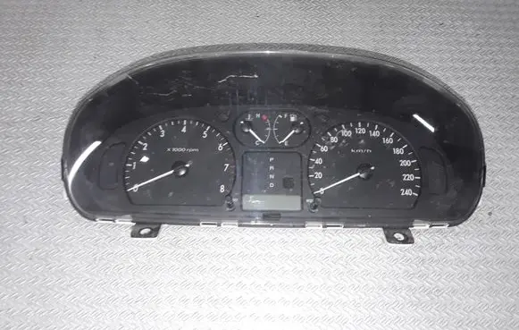 KIA Magentis Speedometer (instrument cluster)