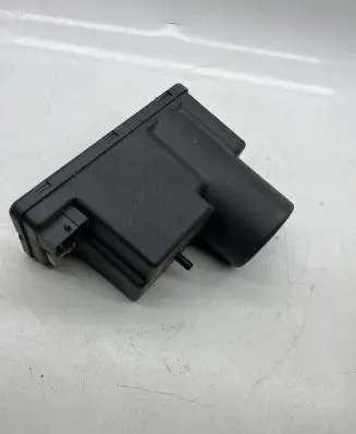 Audi A4 S4 B5 8D Vacuum pump 4A0862257A