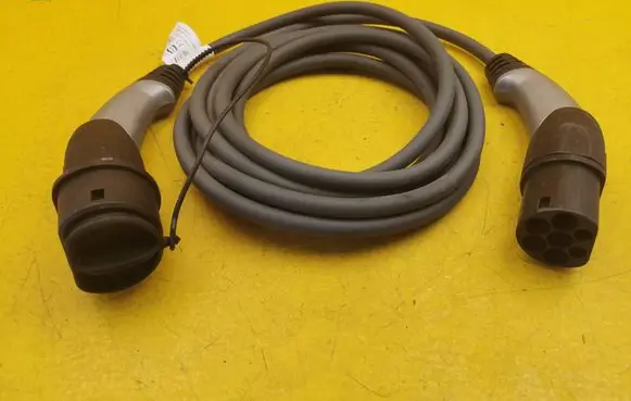 BMW 5 G30 G31 G38 Electric car charging cable 7827901