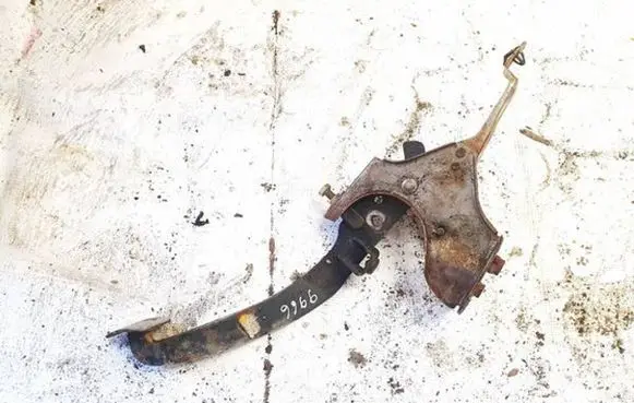 Nissan Primera Clutch pedal 