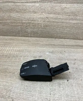 Ford Focus Multifunctional control switch/knob 3M5T14K147AD
