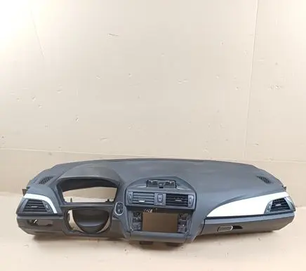 BMW 1 F20 F21 Dashboard 9211310 9219548 72758410