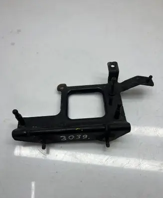 Volvo XC60 Distronic sensor bracket 31471255