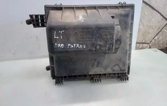 Volkswagen II LT Air filter 2D0129601