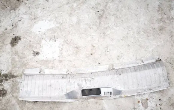 Opel Astra H Other trunk/boot trim element 13213589