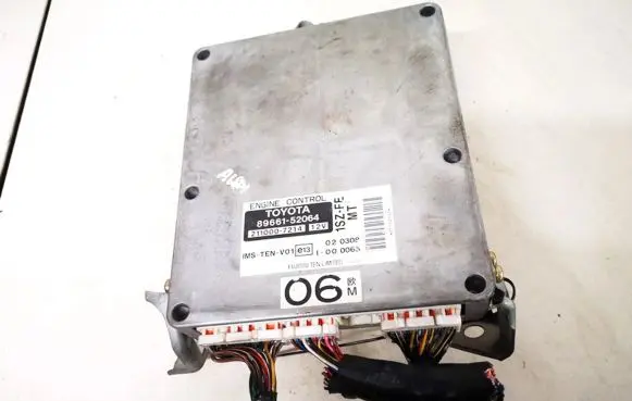 Toyota Yaris Engine control unit/module 8966152064 89661-52064