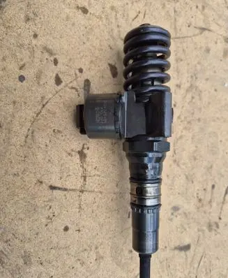 Audi A3 S3 8P Fuel injector 0414720404