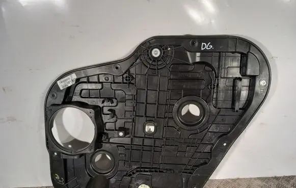 KIA Sorento Rear window lifting mechanism without motor
