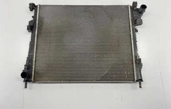 Opel Vivaro Coolant radiator 8200411166E 880598SF