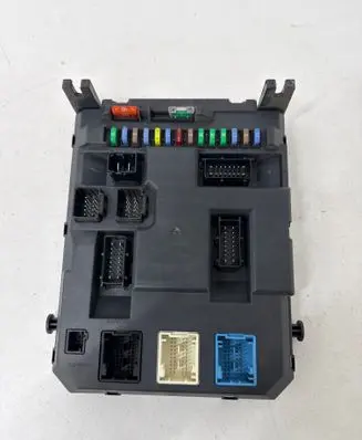 Citroen C3 Comfort/convenience module 22661F01 PRT0678001 9666952280